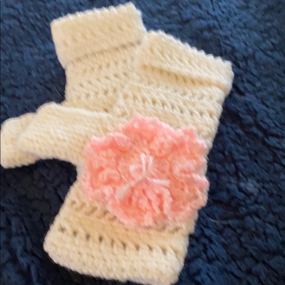 New Fingerless Gloves - Picture 2 of 6